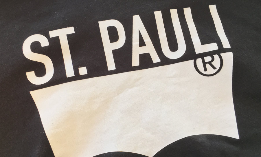 Levis St. Pauli T-Shirt in Schwarz