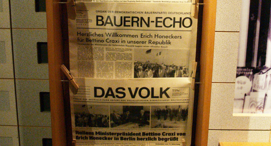 Typische DDR-Zeitungen